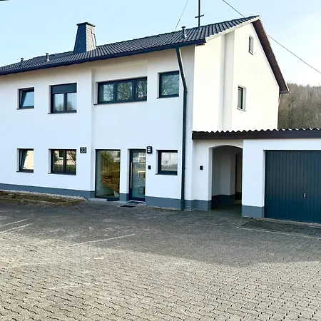 Modernes In Ruhiger Lage In Kreuztal-zentrum Appartamento Kreuztal