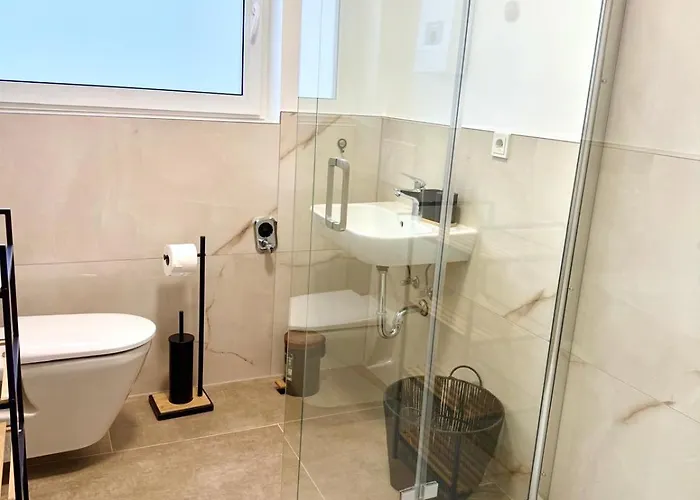 Modernes In Ruhiger Lage In Kreuztal-zentrum Apartment *